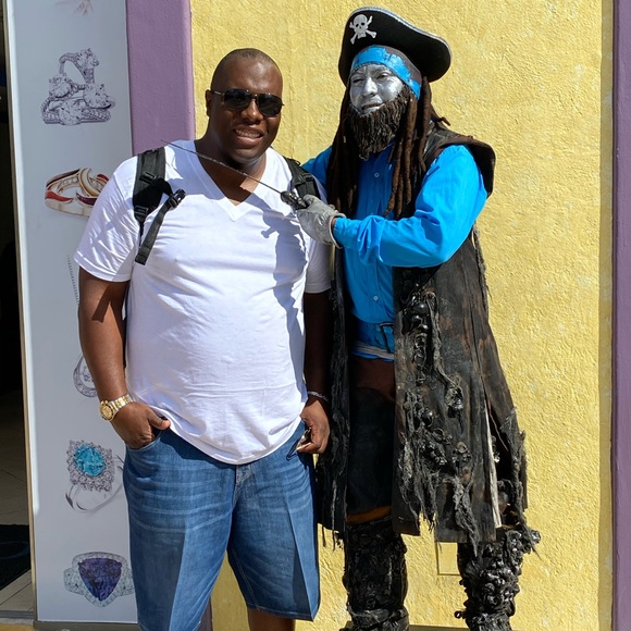 Meet Posher, Mr. D. White, aka All Night White - Picture 2 of 4